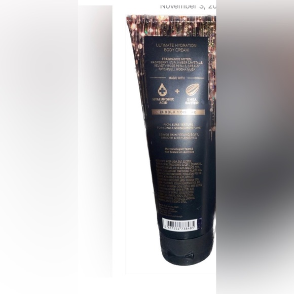 Trending into the night ULTIMATE HYDRATION BODY Cream - Picture 2 of 3